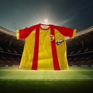 NWT Game Of The World Mens Size Xl España Spain Soccer Football Jersey